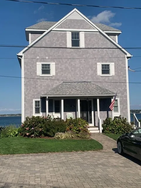 Slide of RIHI The Home Improvement Specialist