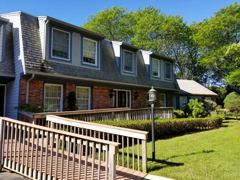 Slide of RIHI The Home Improvement Specialist