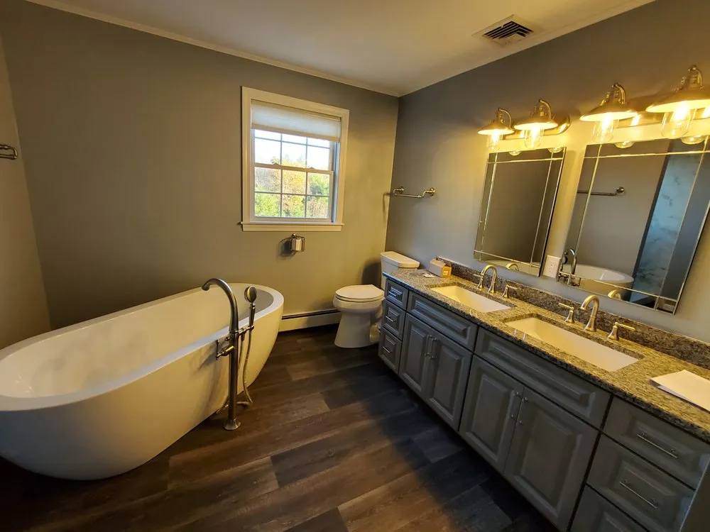 Slide of RIHI The Home Improvement Specialist