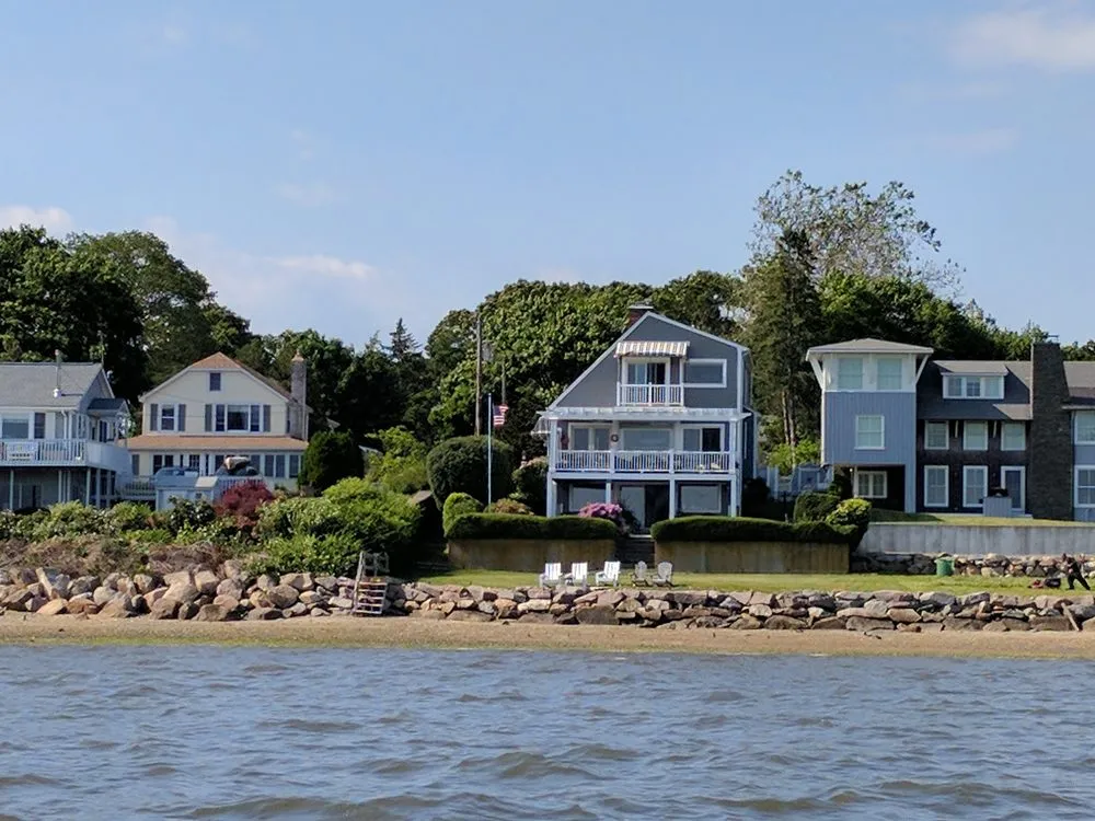 Slide of RIHI The Home Improvement Specialist