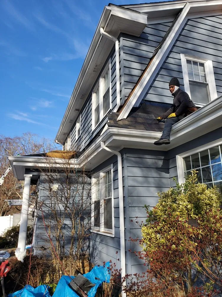 Slide of RIHI The Home Improvement Specialist