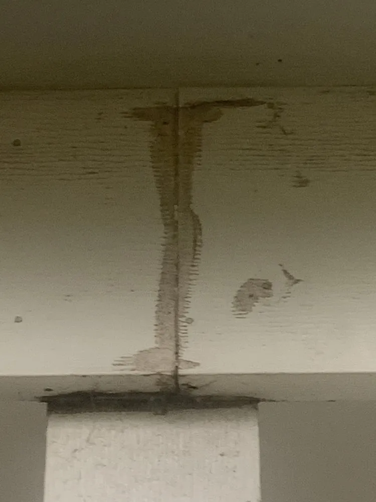 Slide of Riley Hays Roofing & Construction