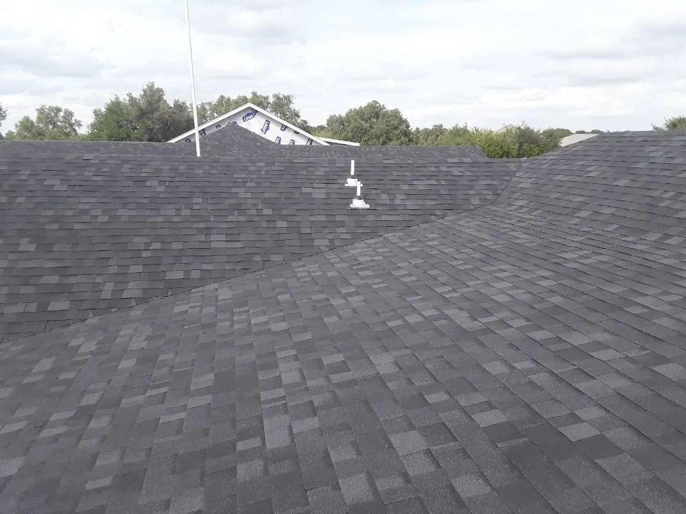 Licensed roof replacement in Spicewood, TX by Riley-Sons Roofing and Construction
