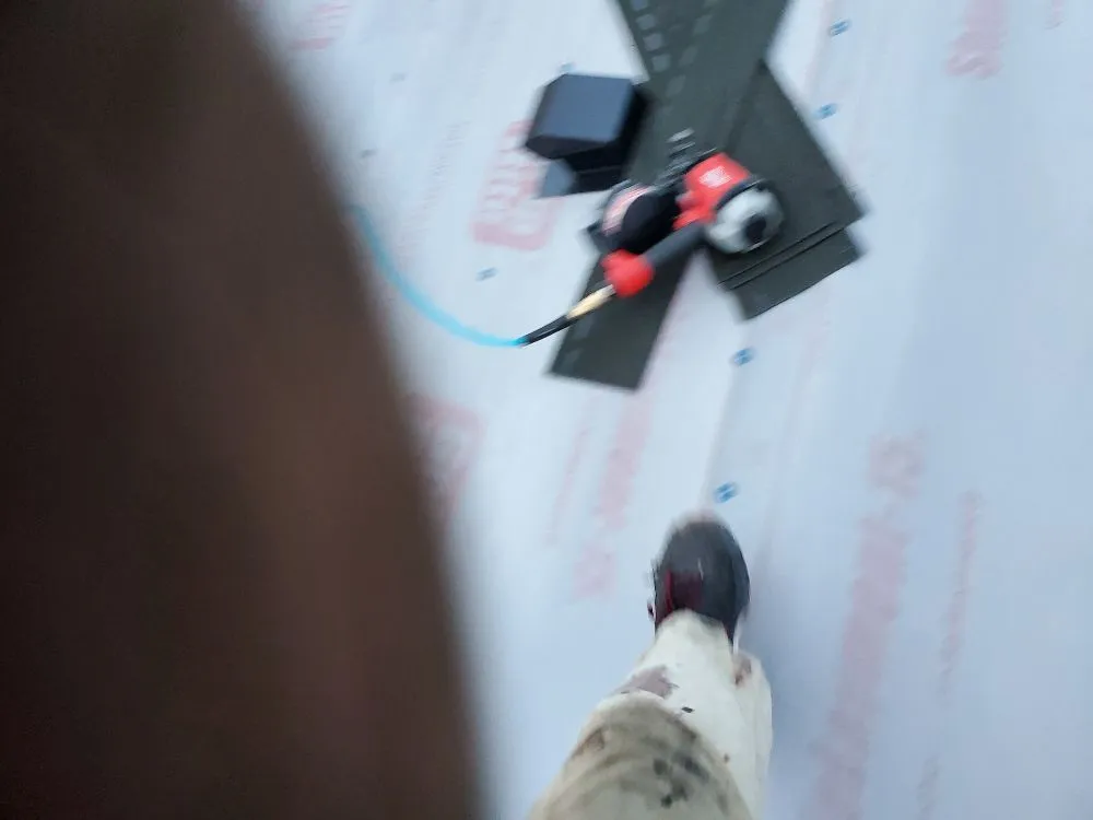 Slide of Rileys Roofing General Construction