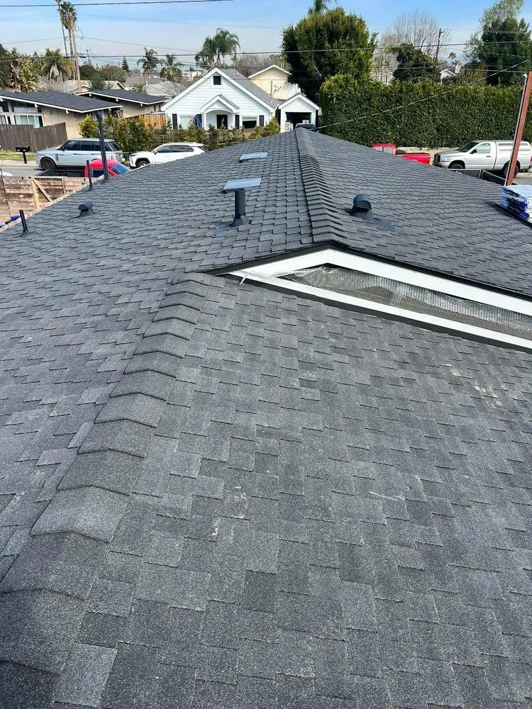 Slide of Rimmz Roofing