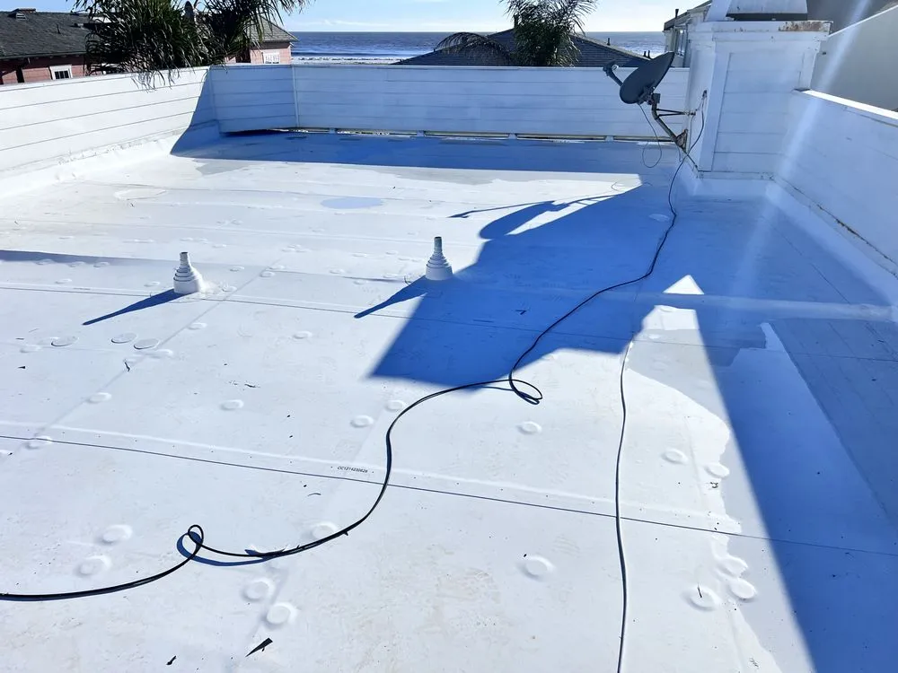 Slide of Rimmz Roofing