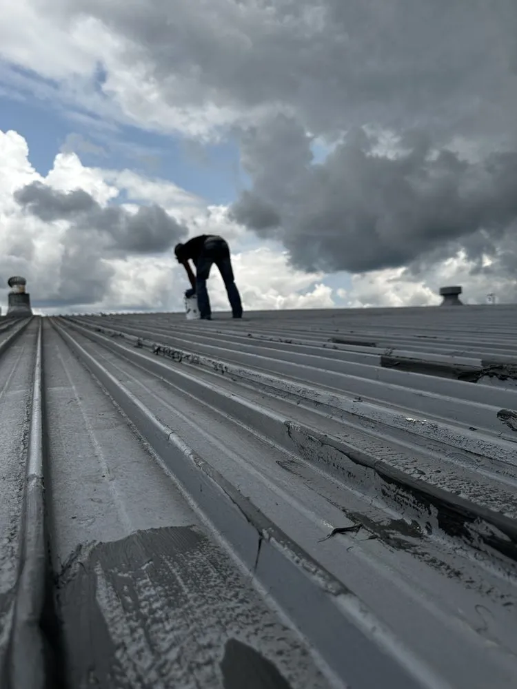 Slide of RIng Shank Contracting