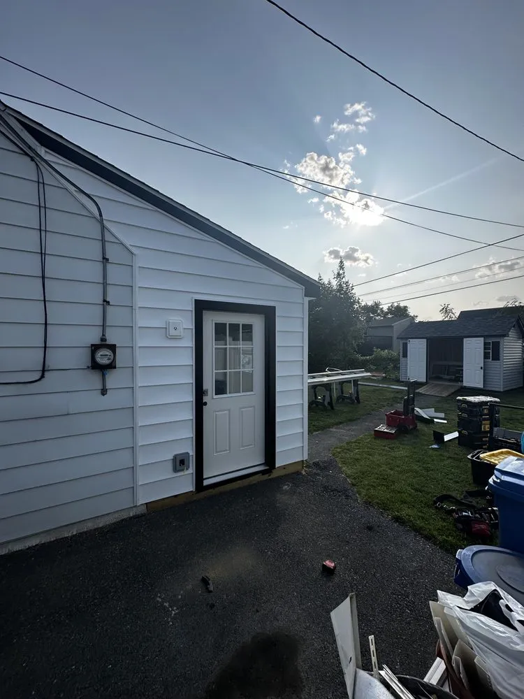 Slide of RIng Shank Contracting