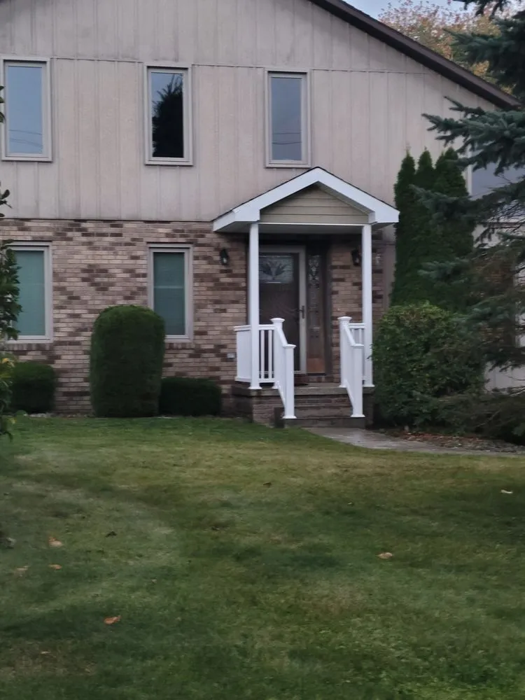 Professional roof repair for homes in Fredericktown, PA by Ringer Constrution