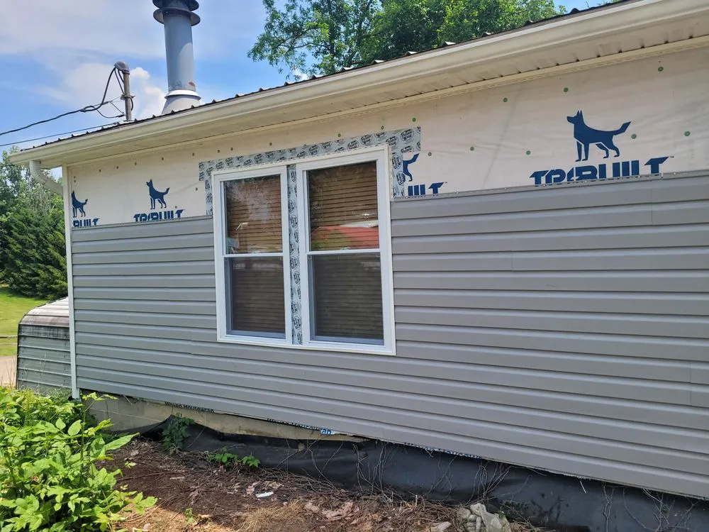 Local roof replacement in Fredericktown, PA - Ringer Constrution