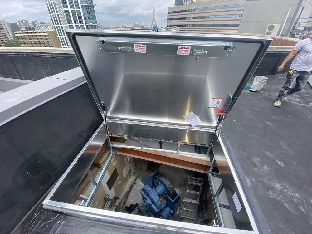 Slide of Rino Construction