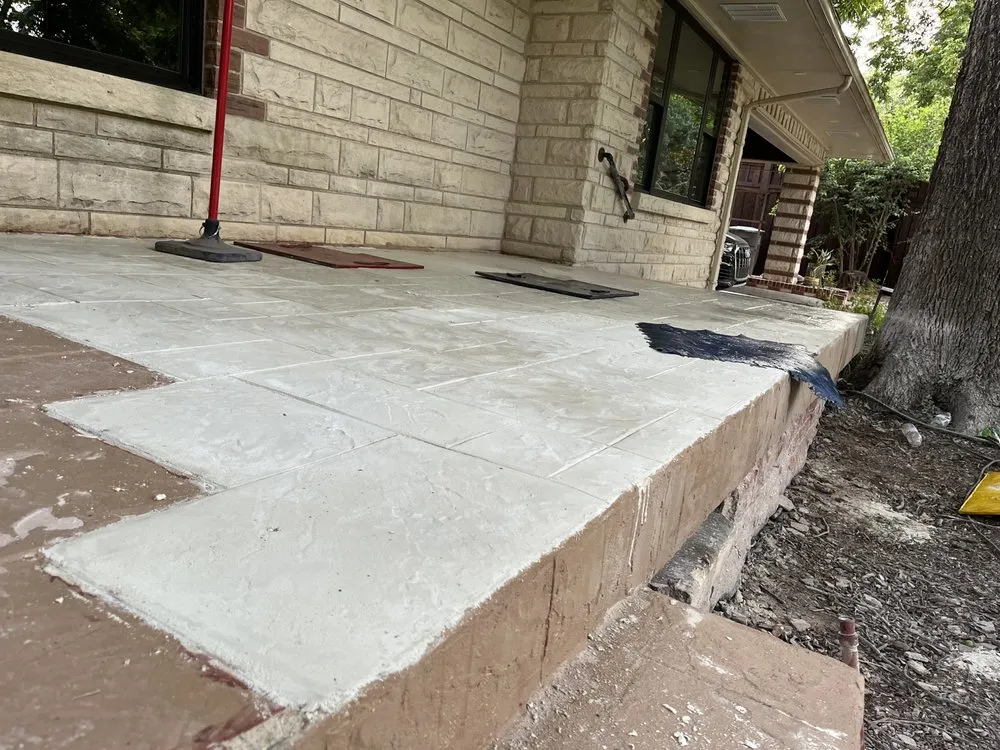 Slide of Rios Contracting