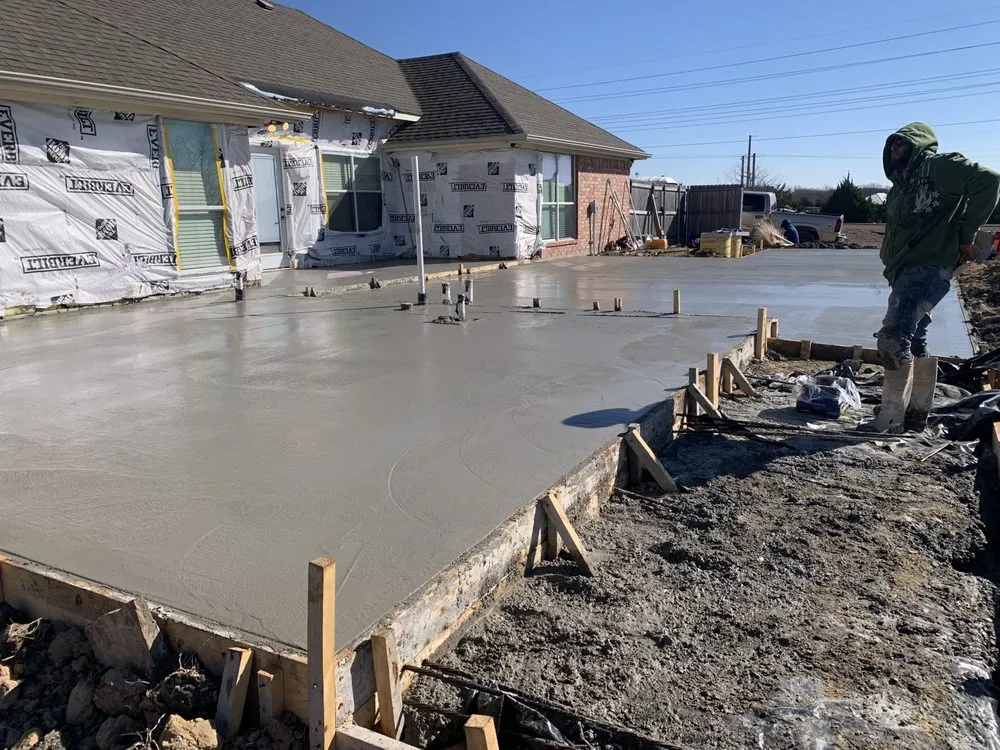 Slide of Rios Contracting