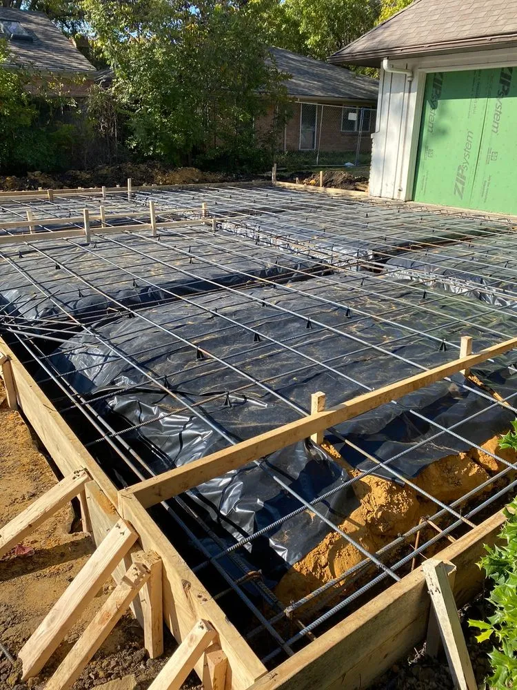 Slide of Rios Contracting