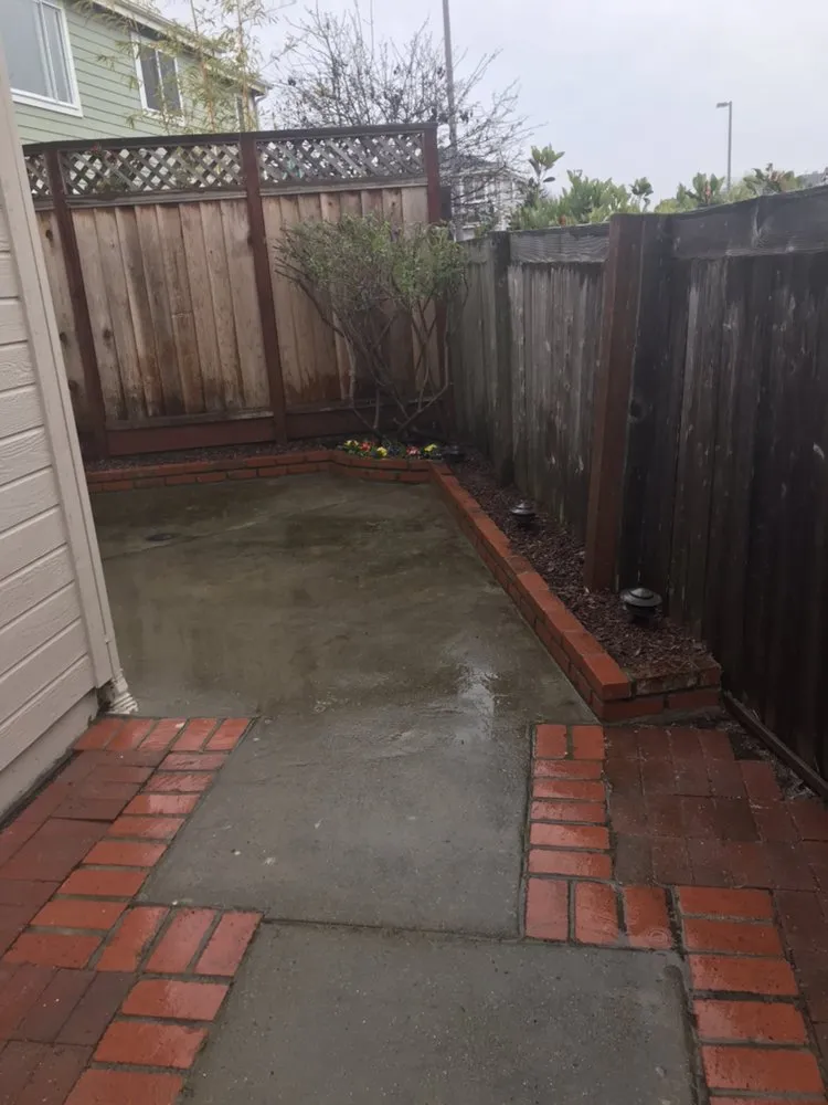 Slide of Rios Landscaping Services