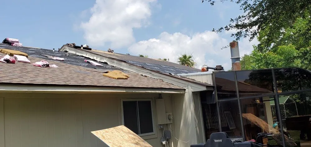 Slide of Rios Roofing & Contracting