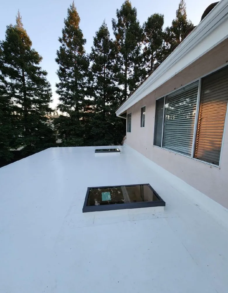 Slide of Rios Roofing