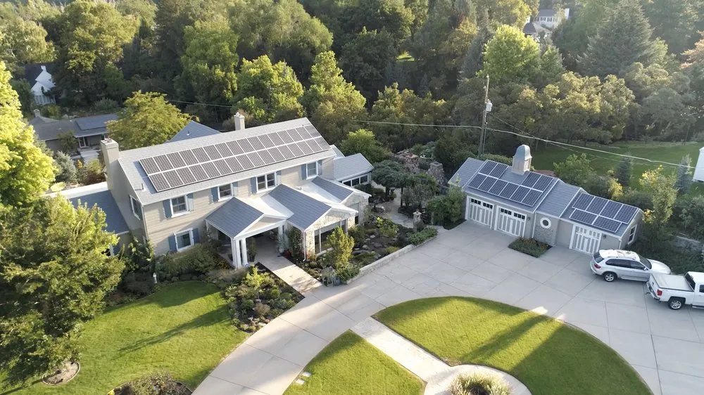 Slide of Rise Metal Roofing