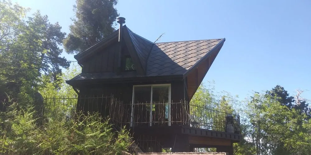 Slide of Rise Roofing