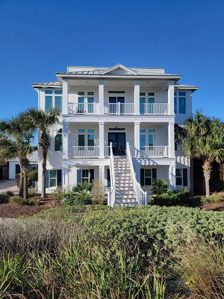 Emergency residential roofing service for homes across Saint Johns, FL - Rising Tide Builders