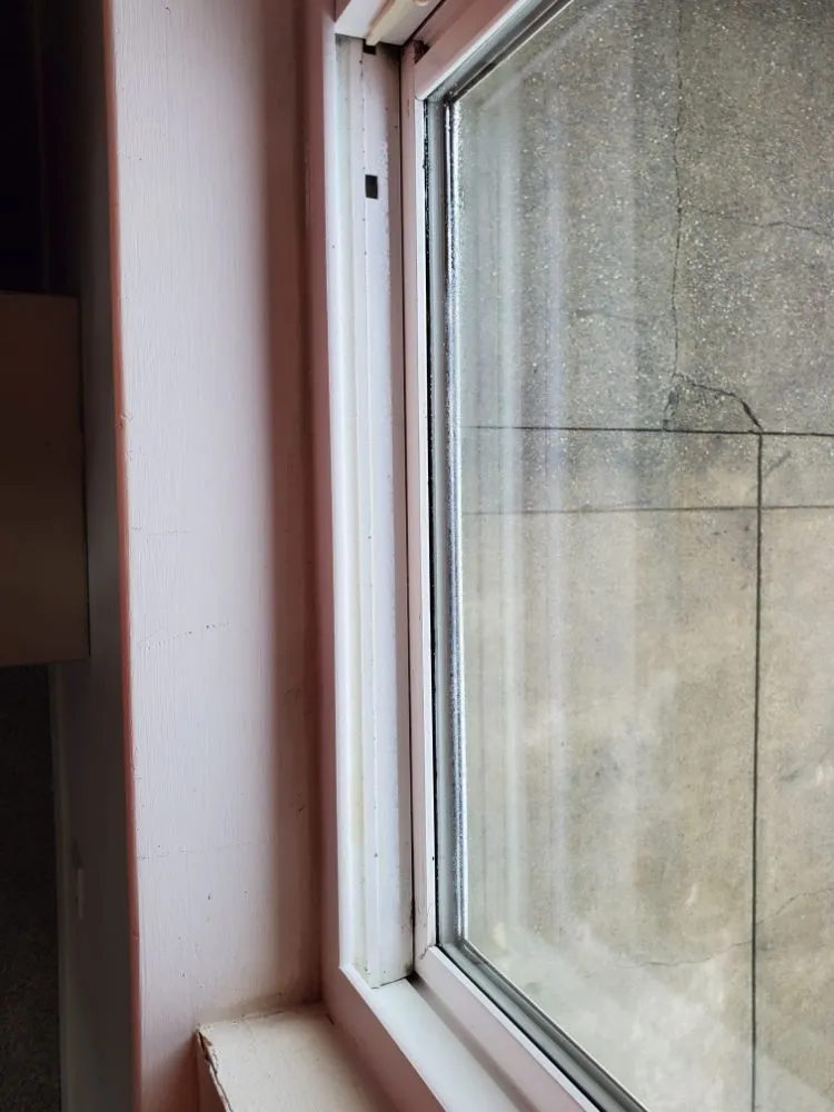 Slide of Rivas Handyman