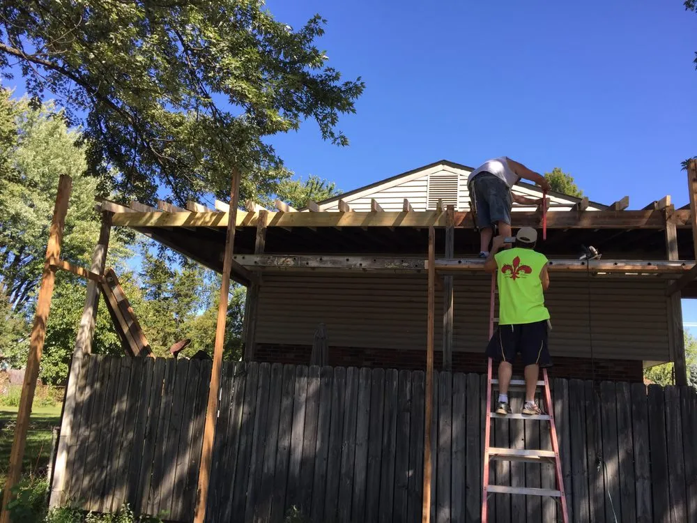 Slide of River City Vinyl Supply & Roofing