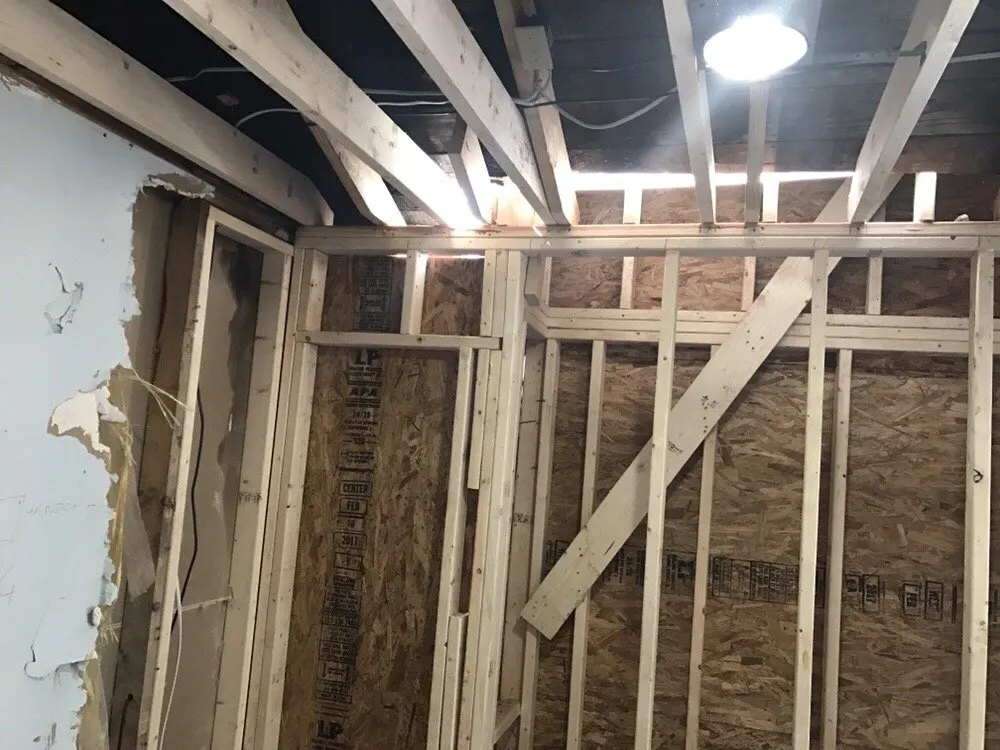 Slide of River City Vinyl Supply & Roofing