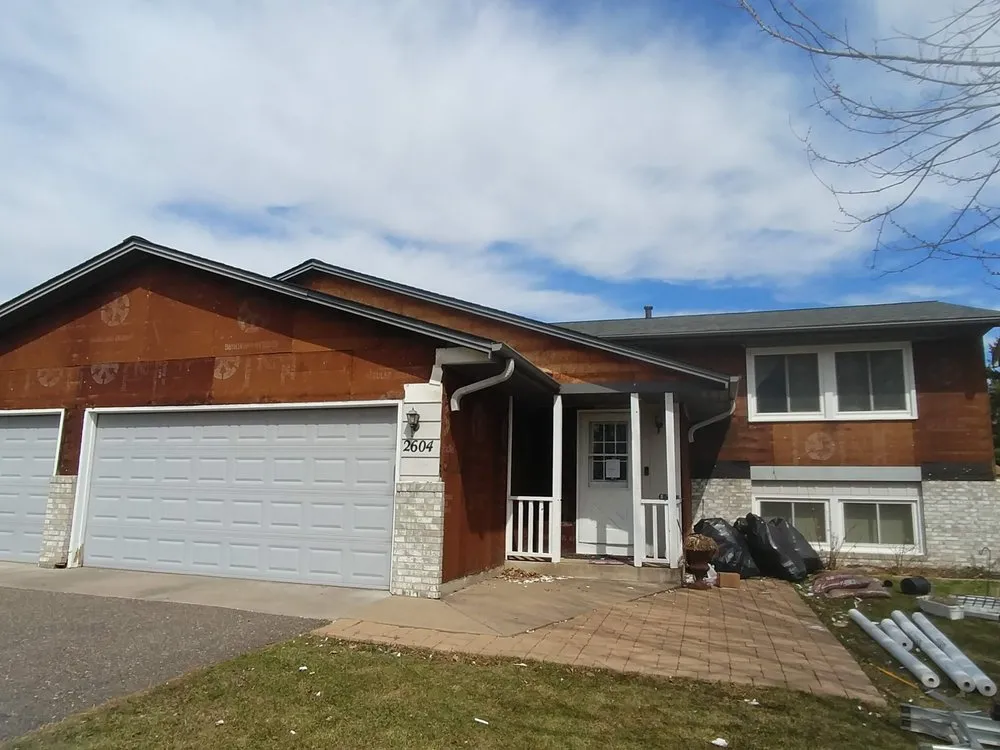 Slide of RiverEdge Contractor Services