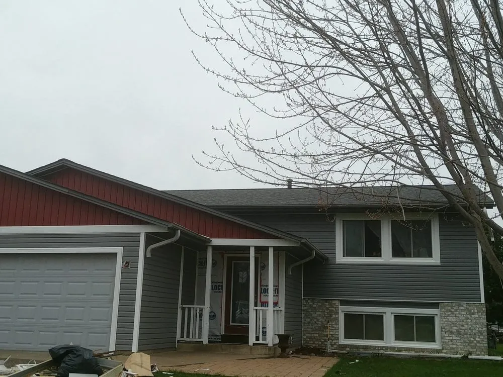 Slide of RiverEdge Contractor Services