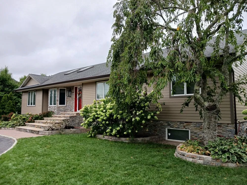 Slide of Riverhead construction