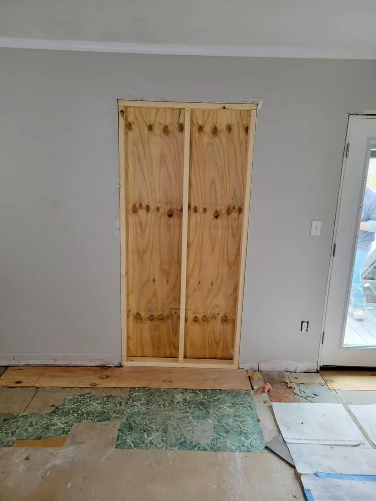 Slide of Riverside Construction & Renovation