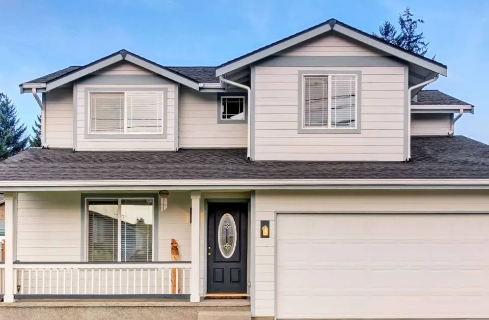 Slide of Riverview Roofing Solutions