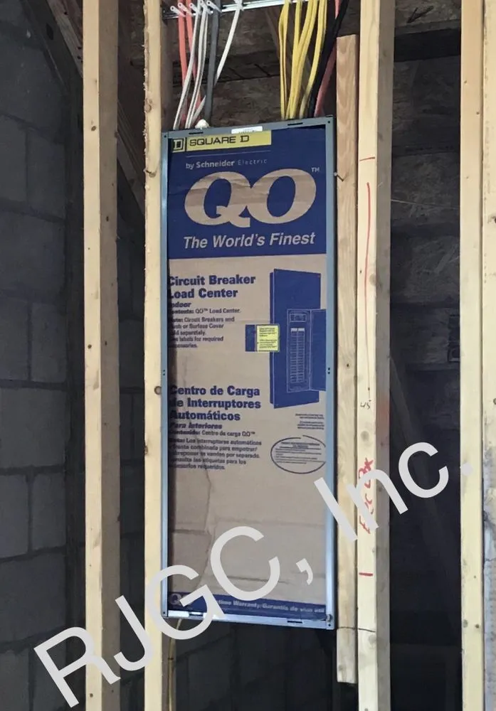Reliable roof installation in Mangolia Square, FL - RJ General Construction
