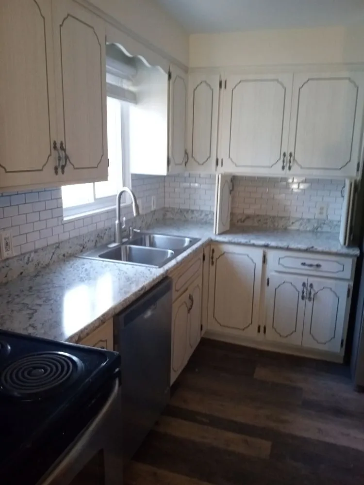 Slide of R&J Graves Construction