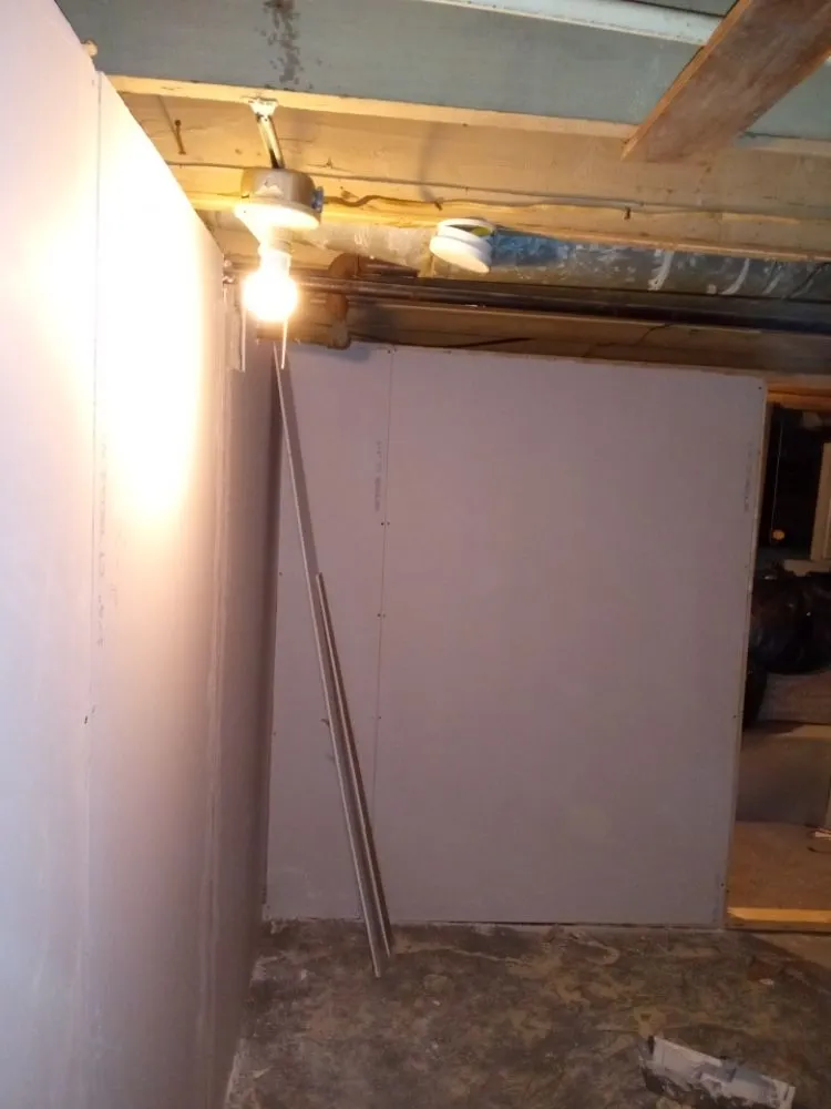 Slide of R&J Graves Construction