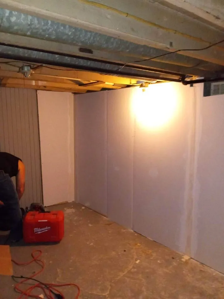 Slide of R&J Graves Construction