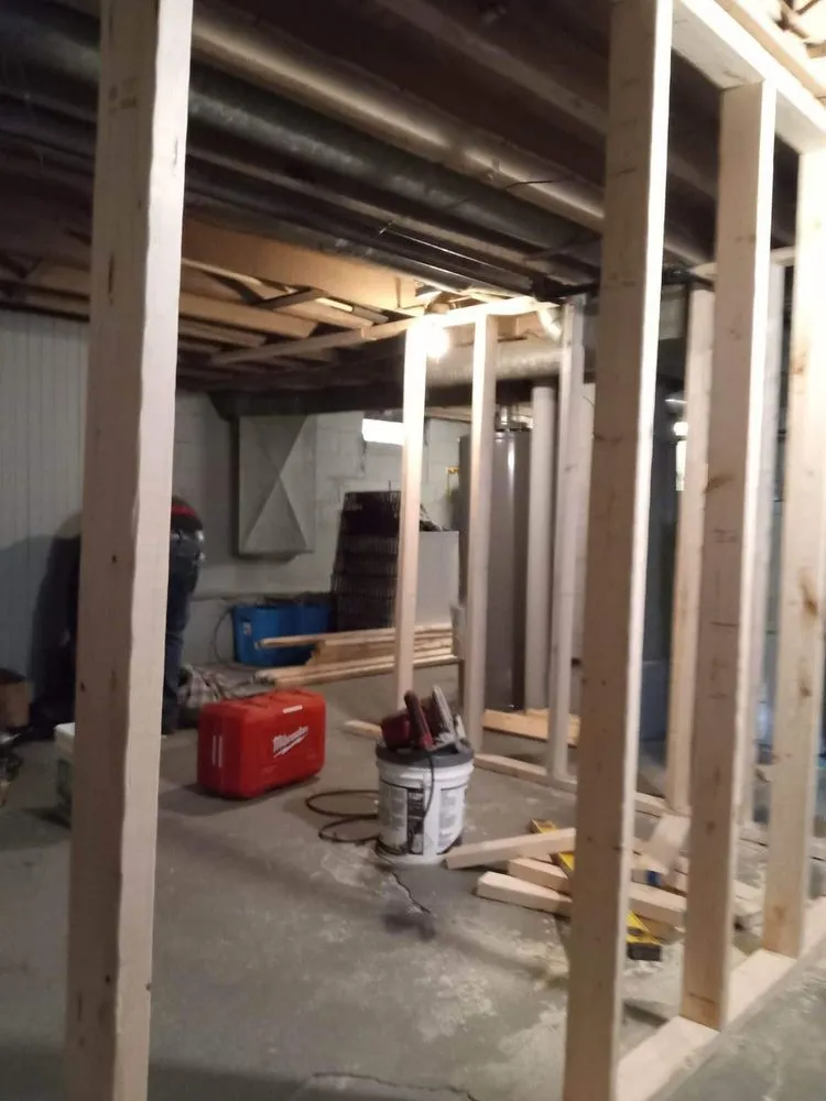 Slide of R&J Graves Construction