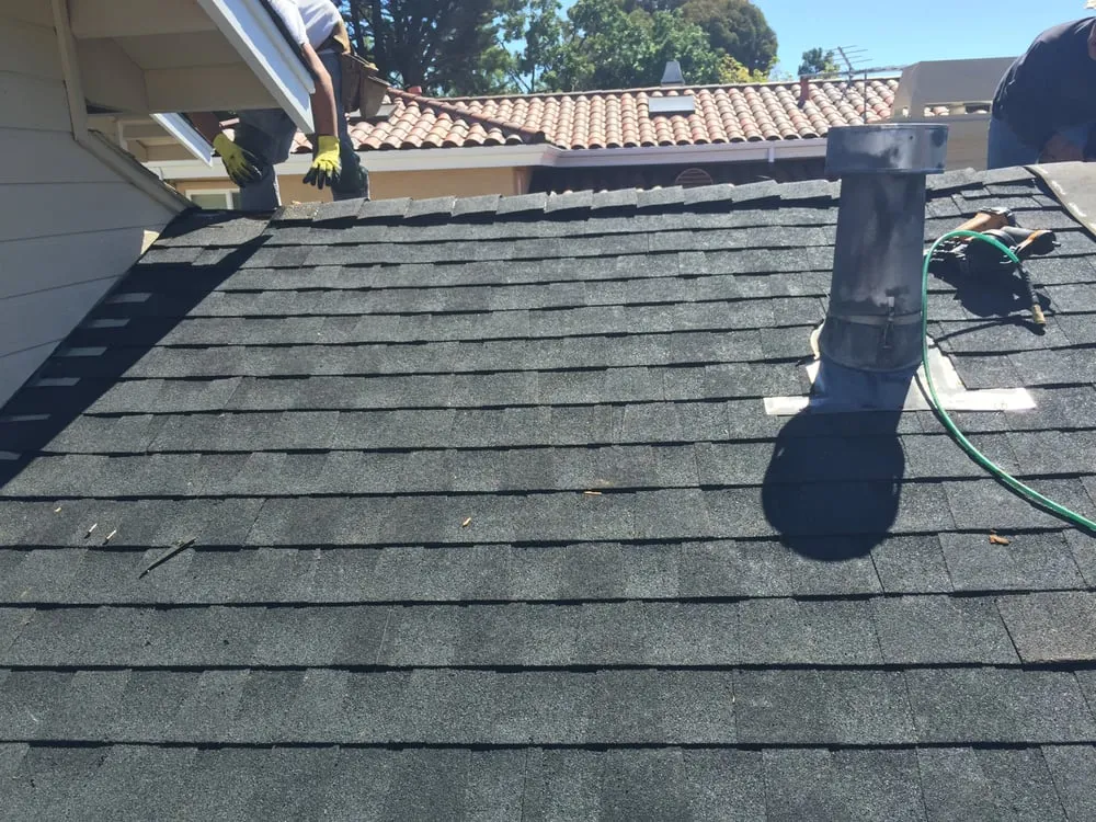 Slide of R&J Roofing