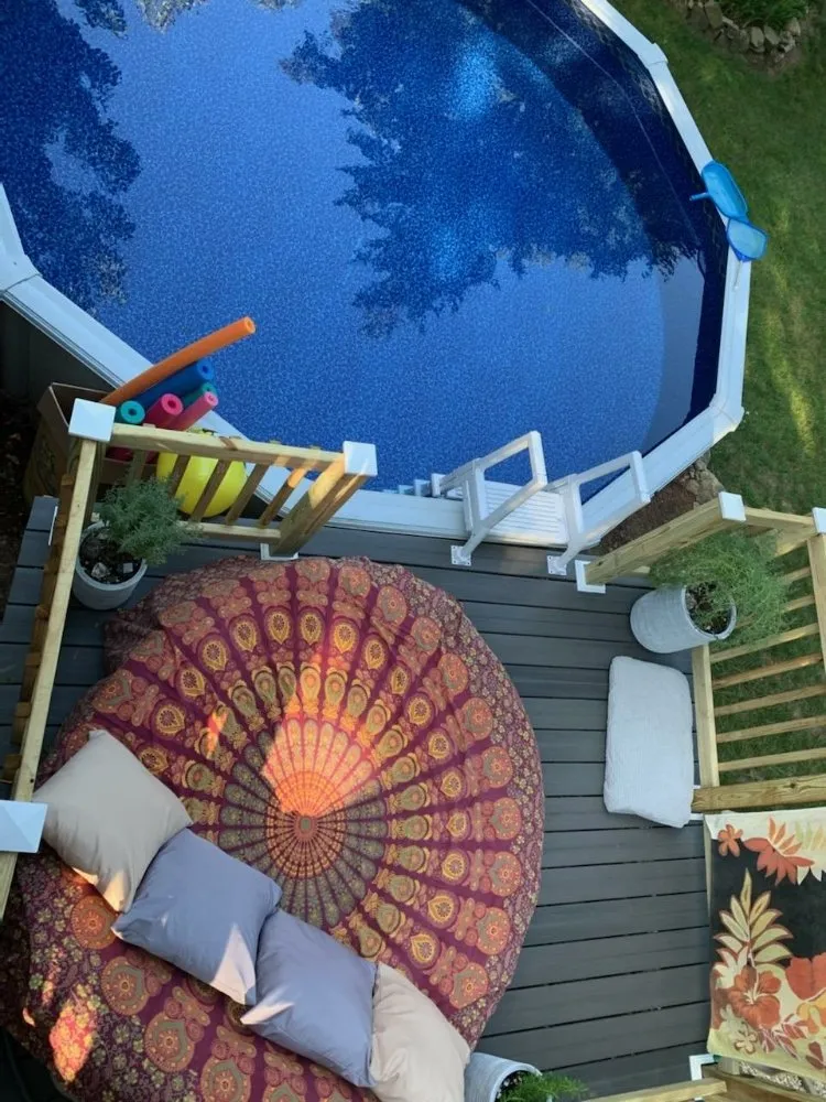 Slide of Rj's Roofing and siding