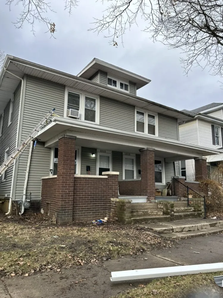 Slide of R&K Exteriors