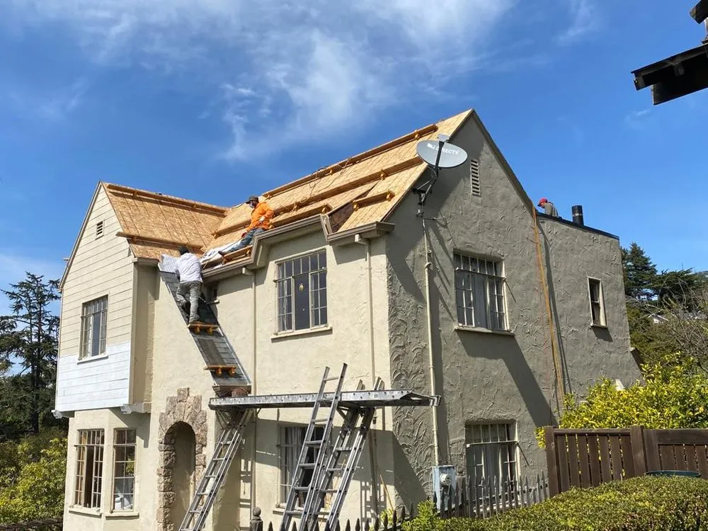 Slide of RK Roofing & Construction