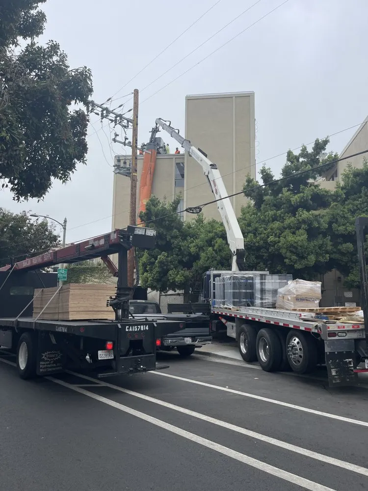 Slide of RK Roofing & Construction