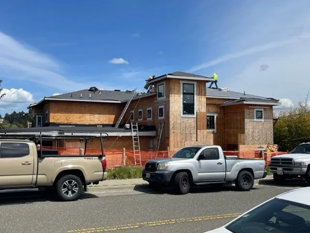 Slide of RK Roofing & Construction