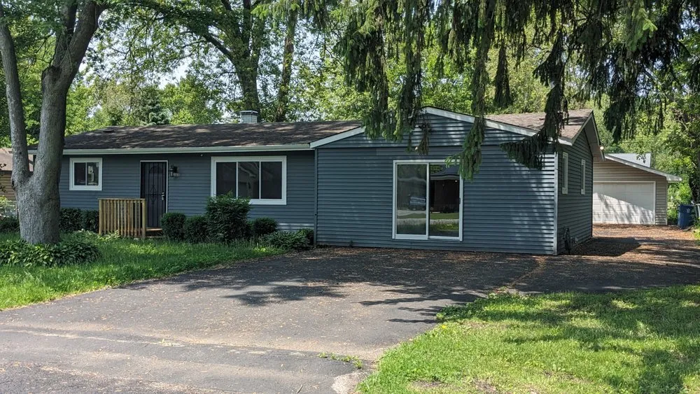 Slide of R.K. Roofing