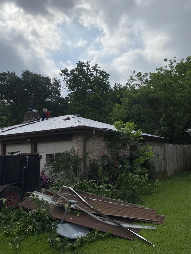 Slide of RKR Roofing