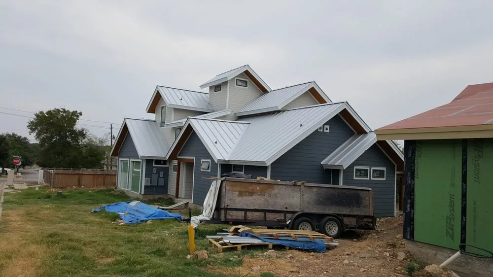 Slide of R&L Roofing Specialties