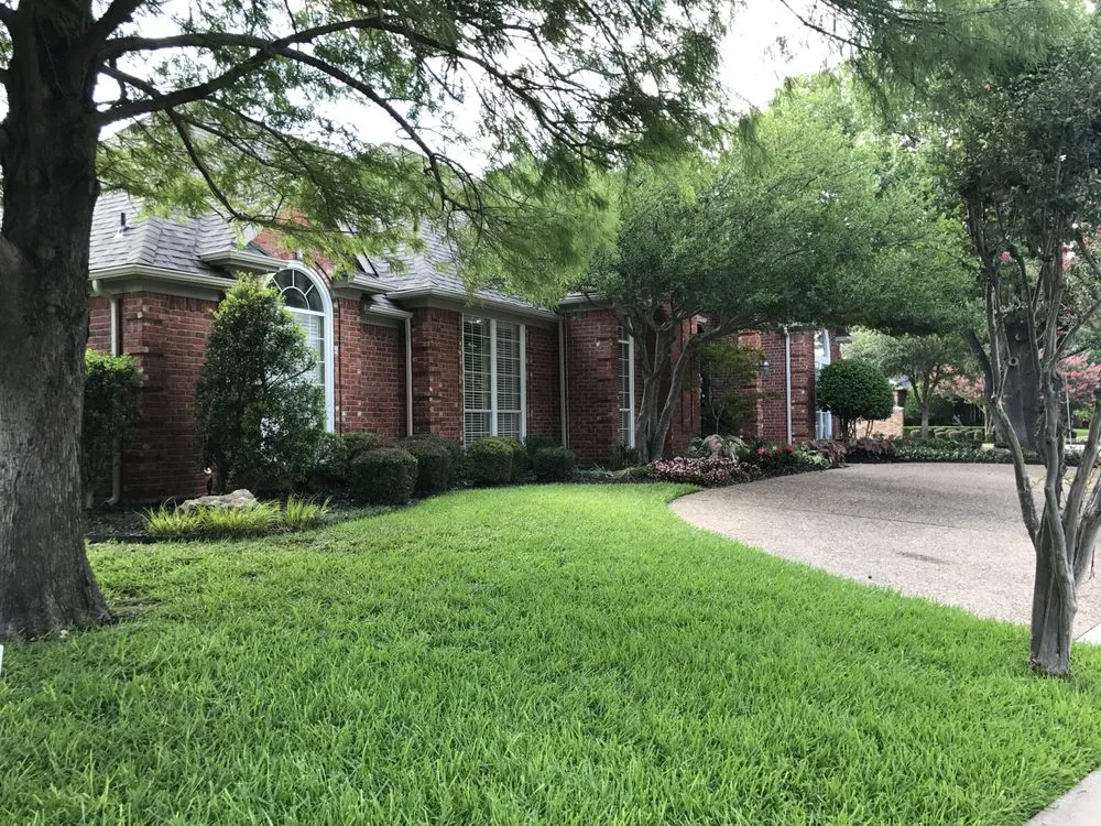 Slide of RLamar Roofing and Subcontracting