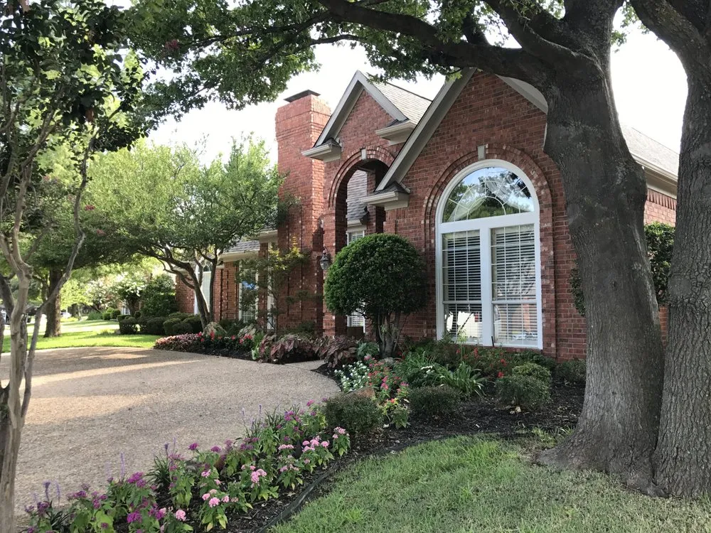 Slide of RLamar Roofing and Subcontracting