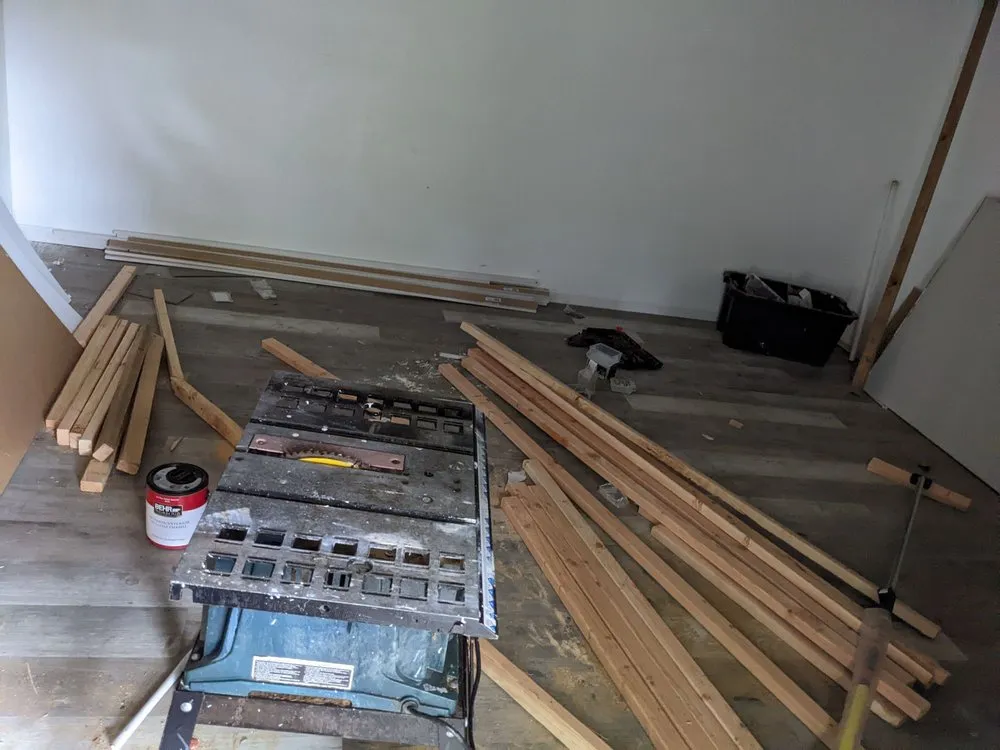 Slide of R&M Roofing & Construction