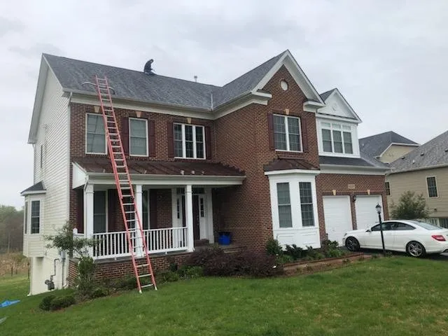 Slide of R&M Roofing & Siding Repair